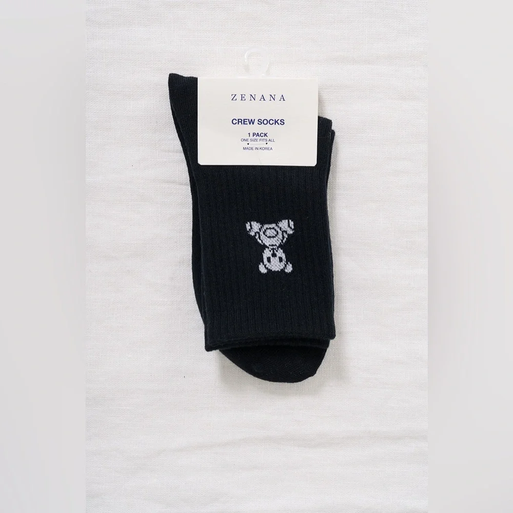 NWT Zenana White & Black Teddy Bear Crew Socks Minimal Cozy Aesthetic One Size